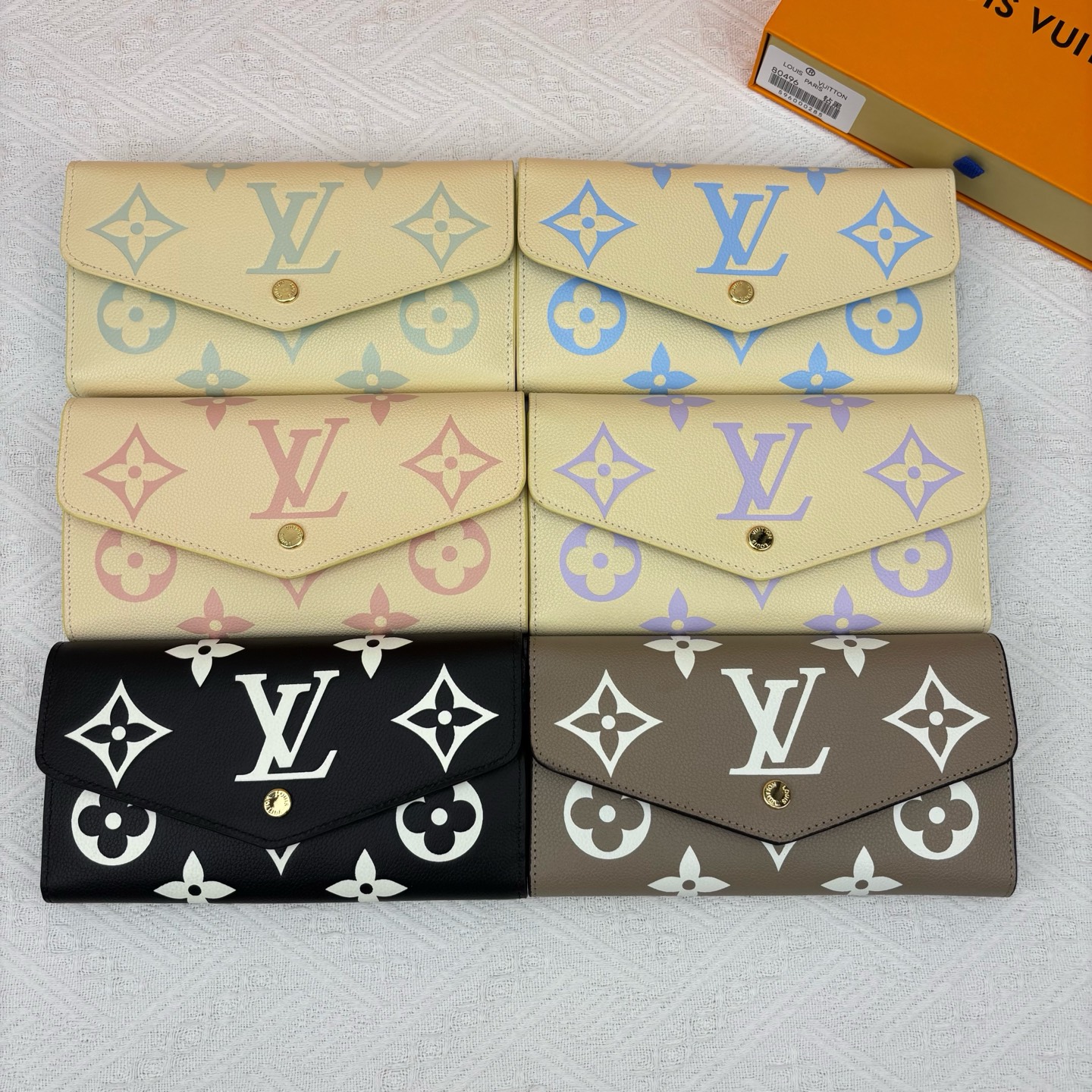 Louis Vuitton Wallet Card Holder Monogram M80496