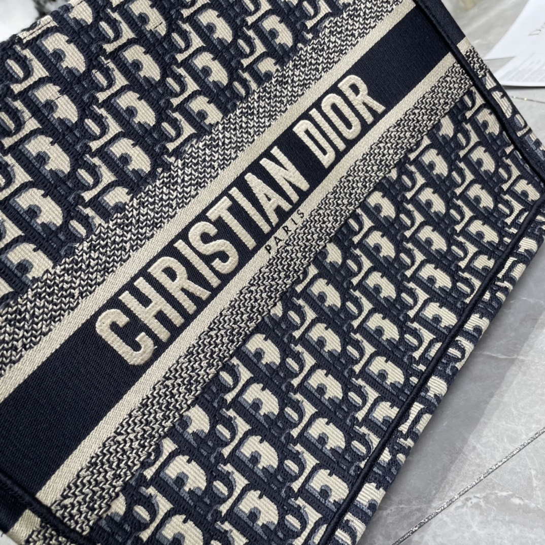 10A + top quality Medium Dior Book Tote 0175 XB022 36cm