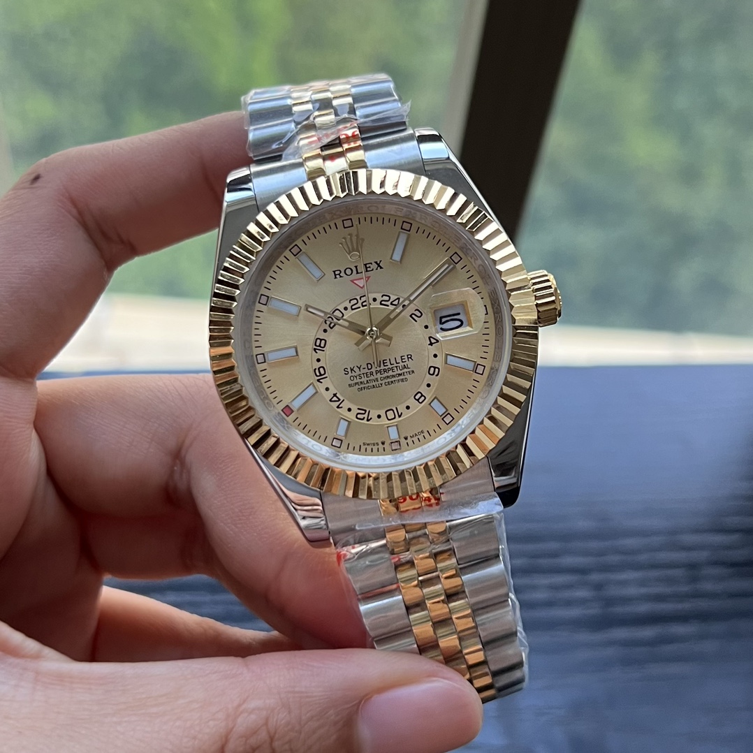 Rolex Sky-Dweller 42mm
