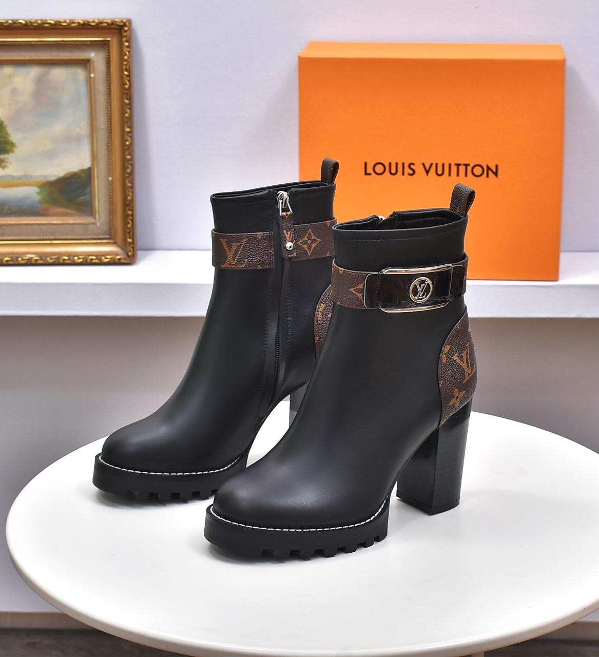 LV 011 boots HL003