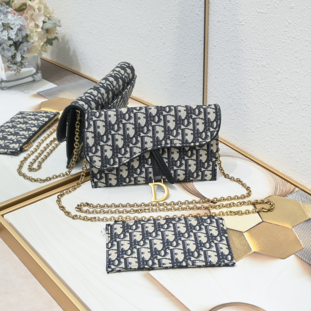 Long Saddle Wallet With Chain Blue print 1011 XB041 19cm