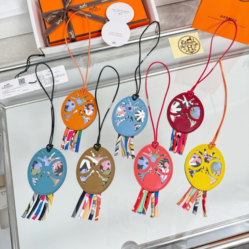 Hermes Key Chain Opera Mask Imported Calfskin Keychain Pendant Accessories