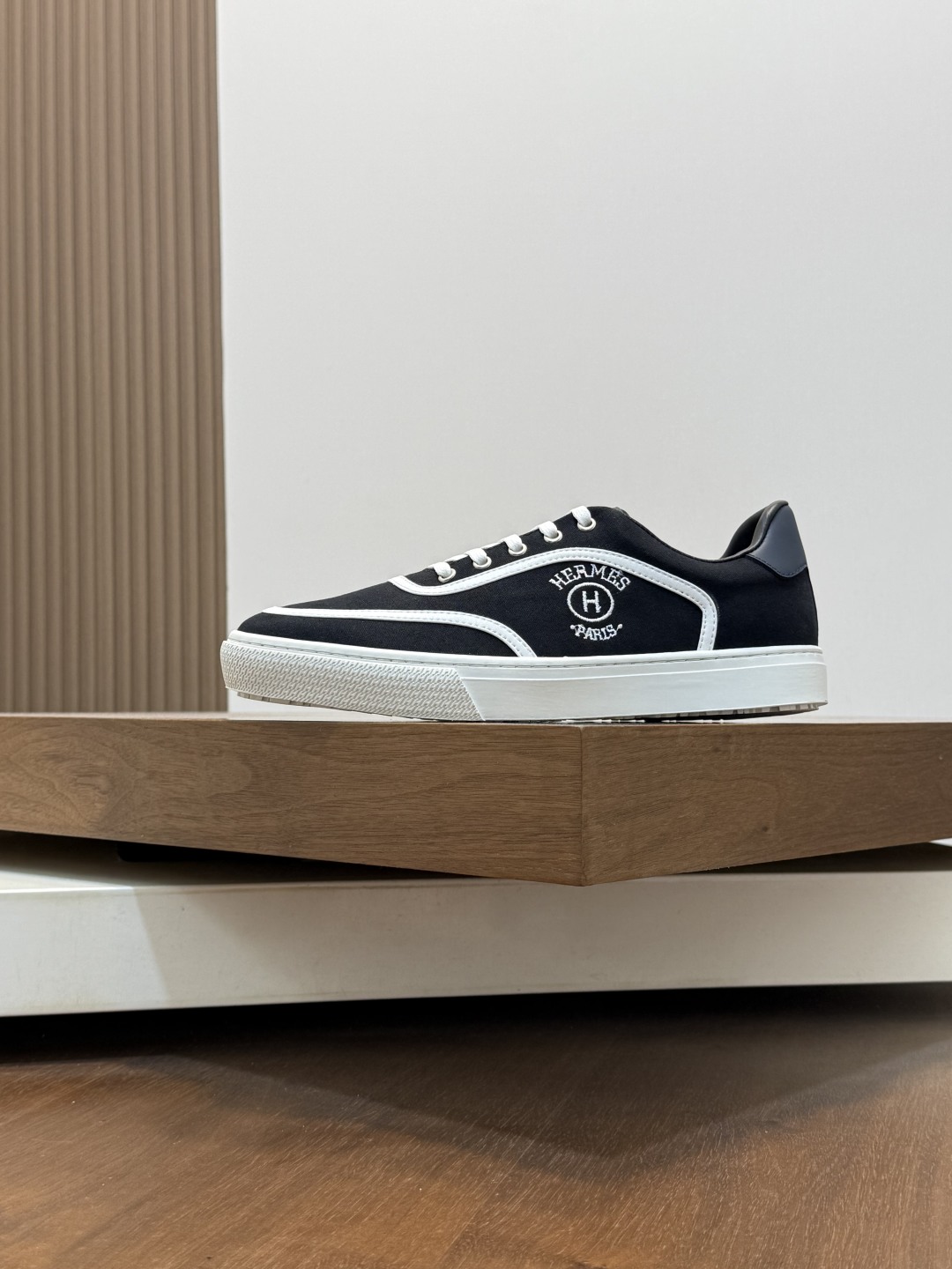 Hermes Shoes Casual Shoes Kiddy Canvas Cowhide