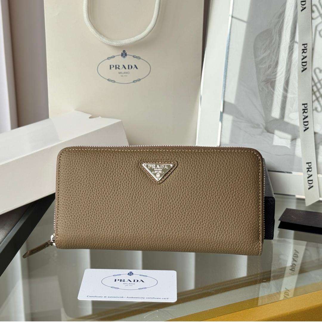 Prada Wallet Card Holder 2M1317