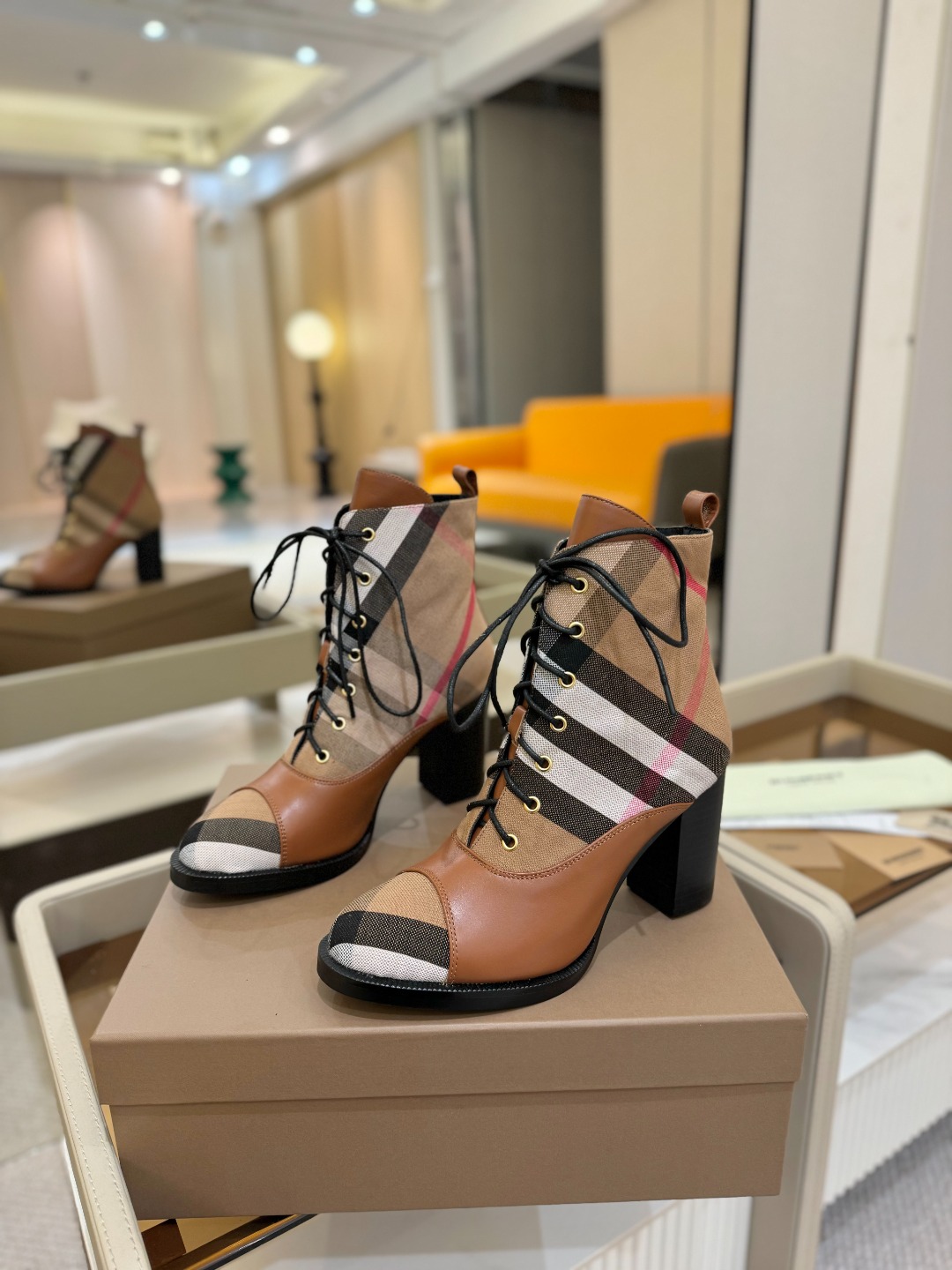 Burberry Shoes Boots Canvas 9.5 CM