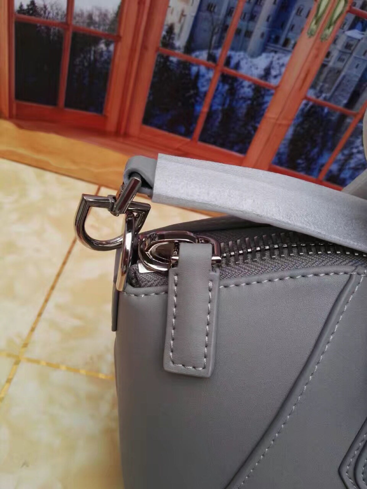 GIVENCHY Antigona Bag Gray LM022032042 20-33cm