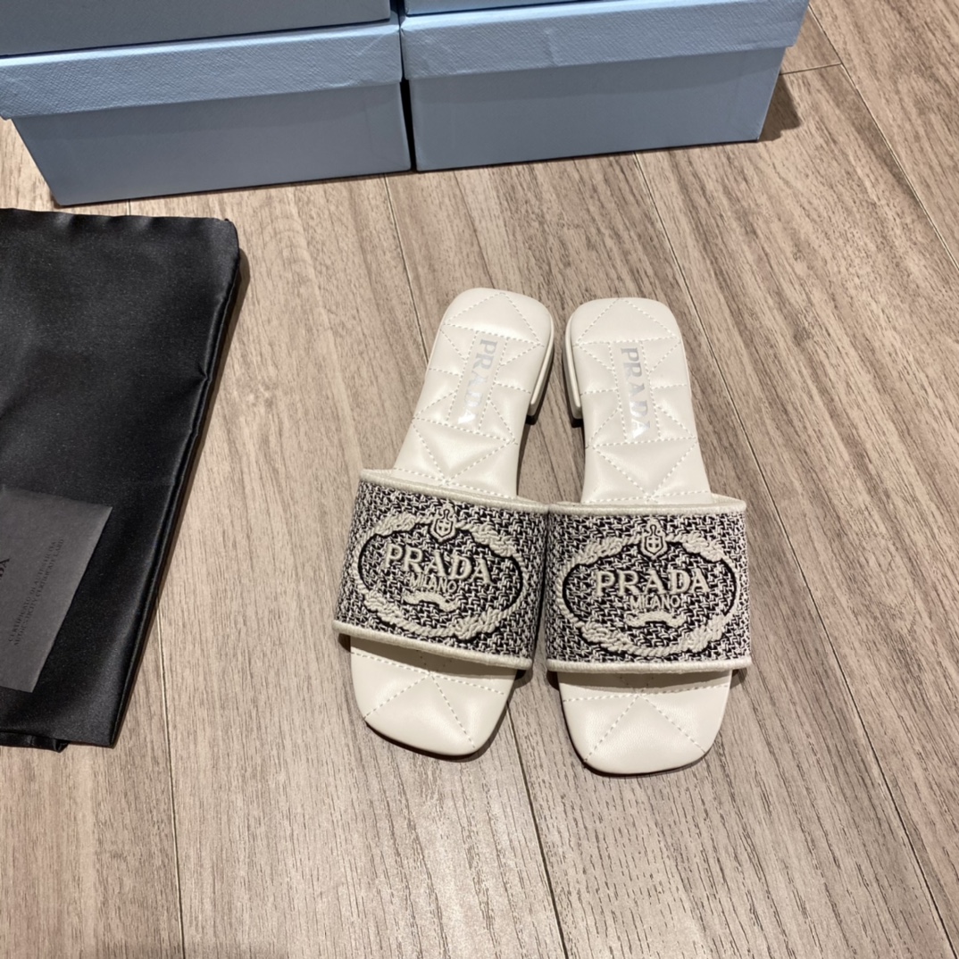 Prada shoes 024 XM 012