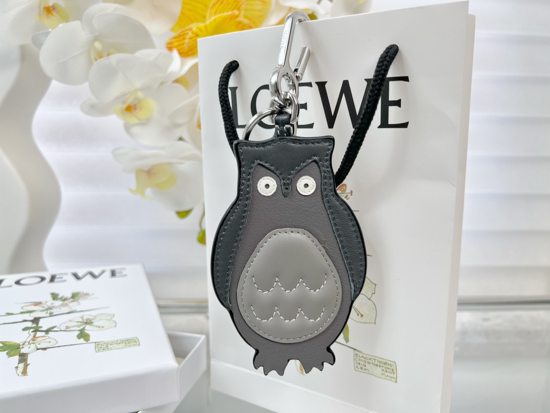 Loewe Key Chain Owl Charm Imported Calfskin Keychain Charms Accessories