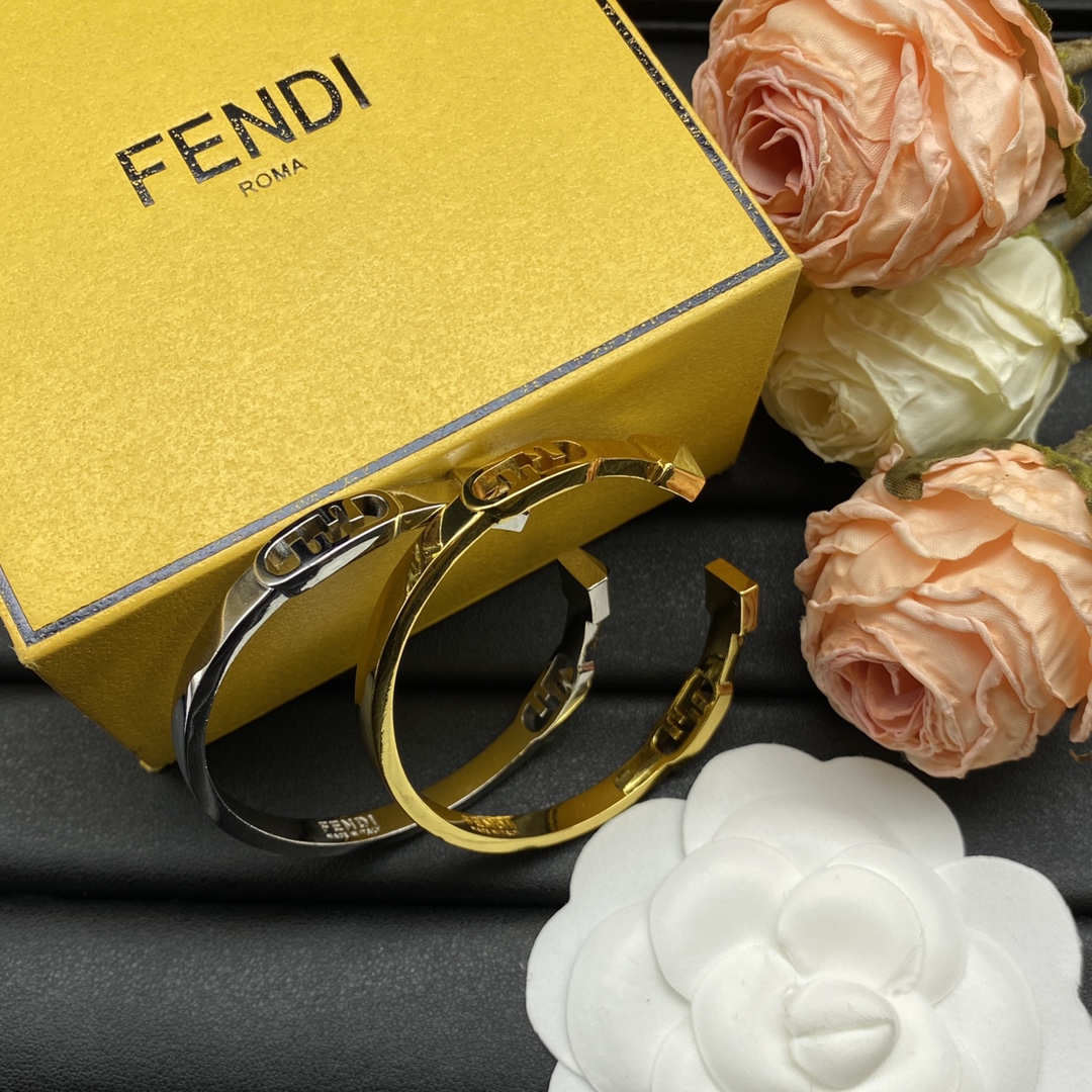 Fendi Jewelry Bangle Open hollow letter