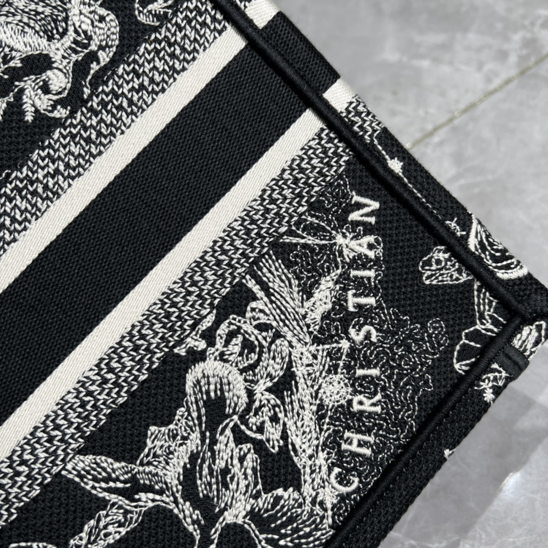 10A + top quality Small Dior Book Tote 0175 XB012 26cm