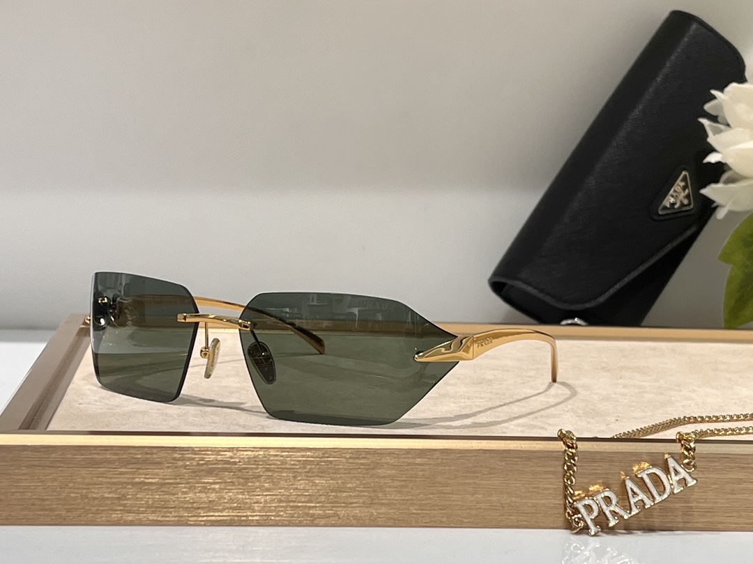 Prada Sunglasses SPRA56 SM051