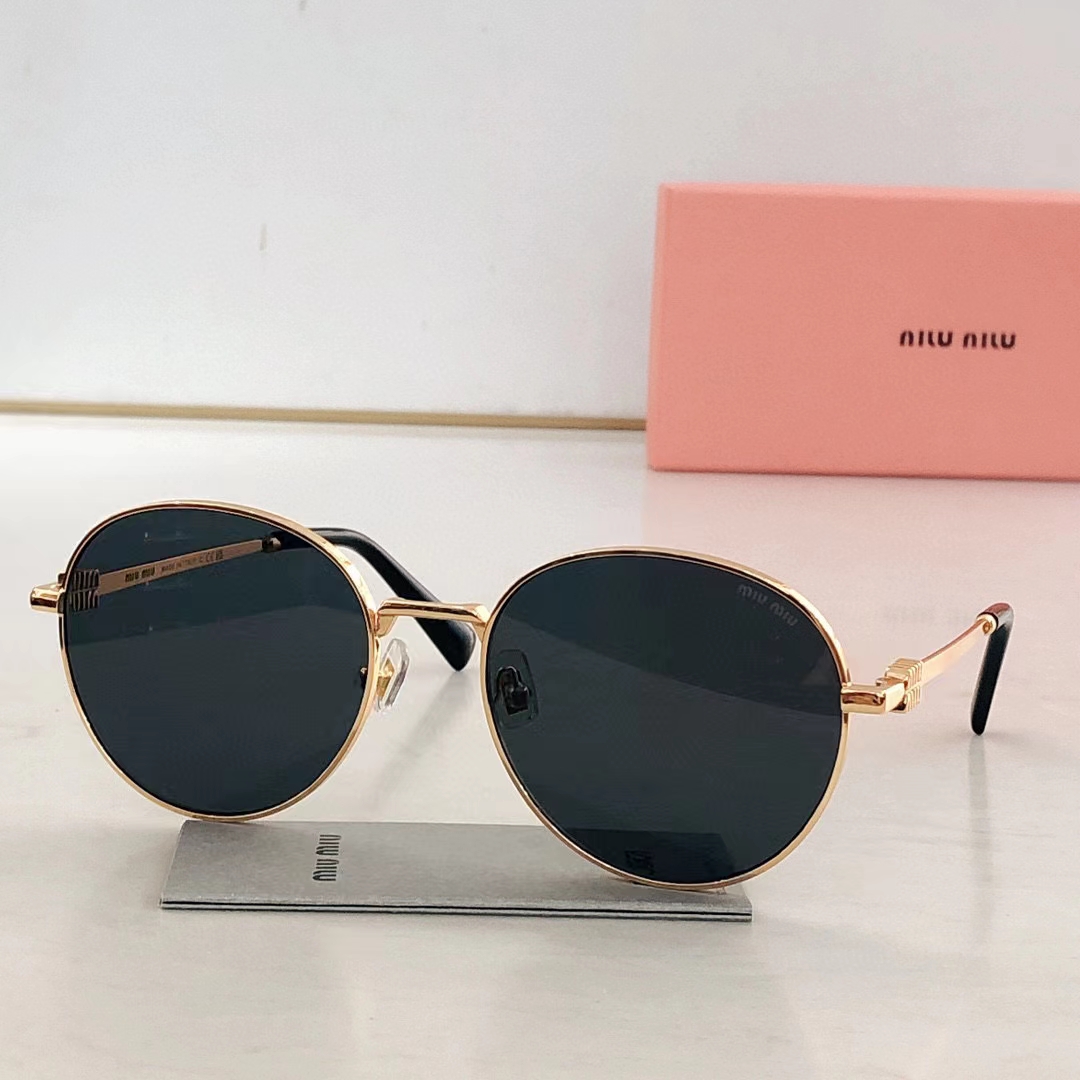 Miu Miu Sunglasses MU 55ZS SM051