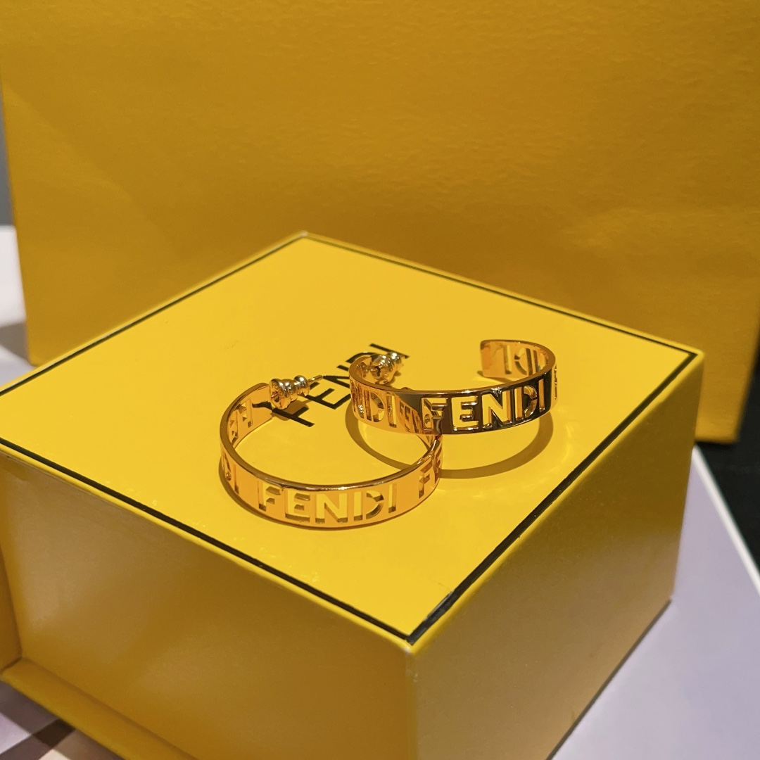 Fendi Jewelry Earring Round Moon Smooth Hollow Letter