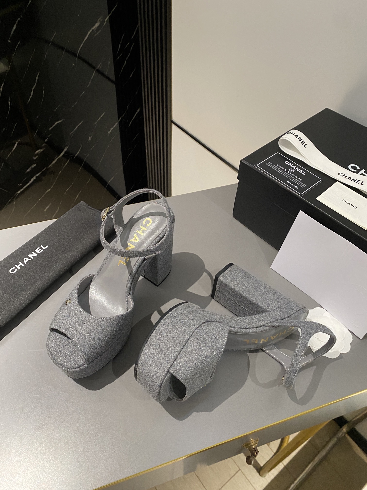 Chanel shoes 066 HL062