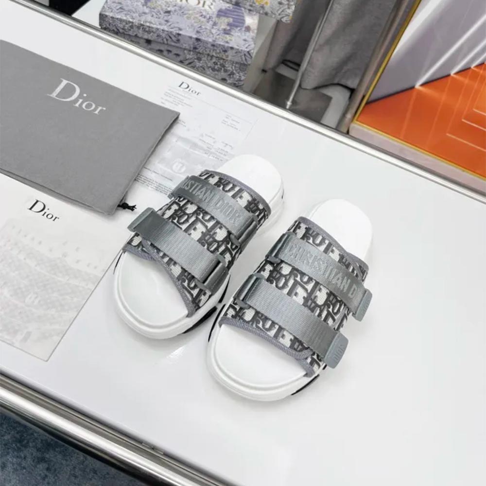 Dior shoes 004 XM 022