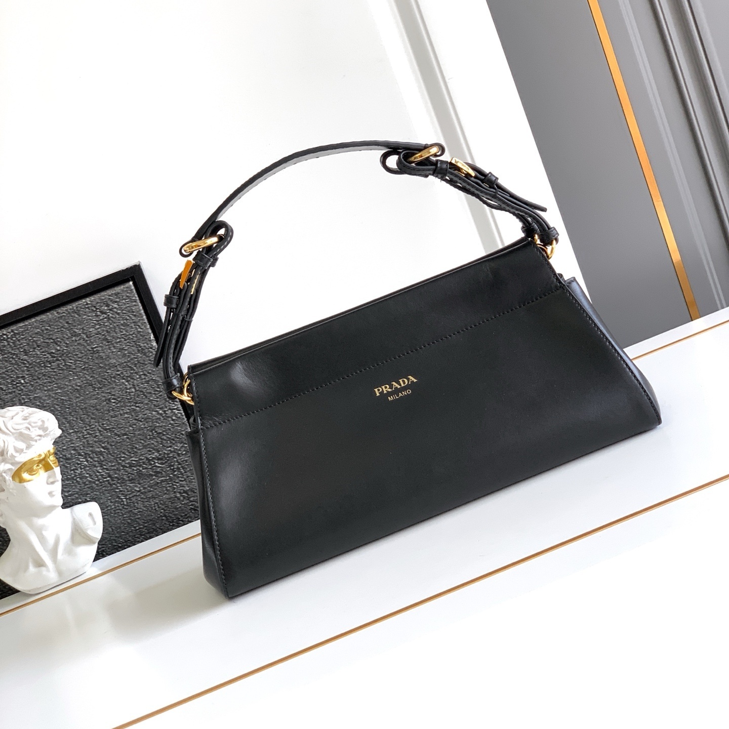 Prada Shoulder Bag Ladies' Favorite