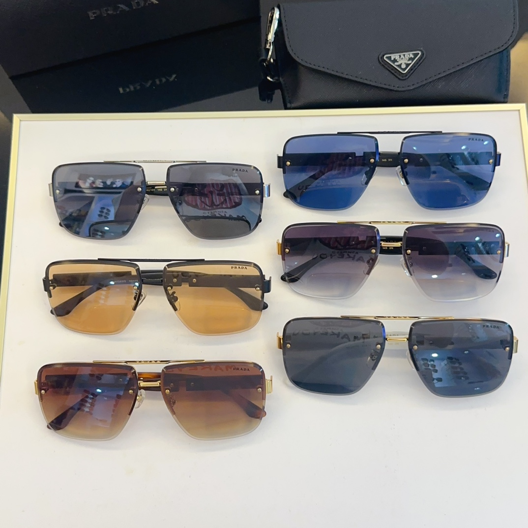 Prada Sunglasses PR138WS SM051
