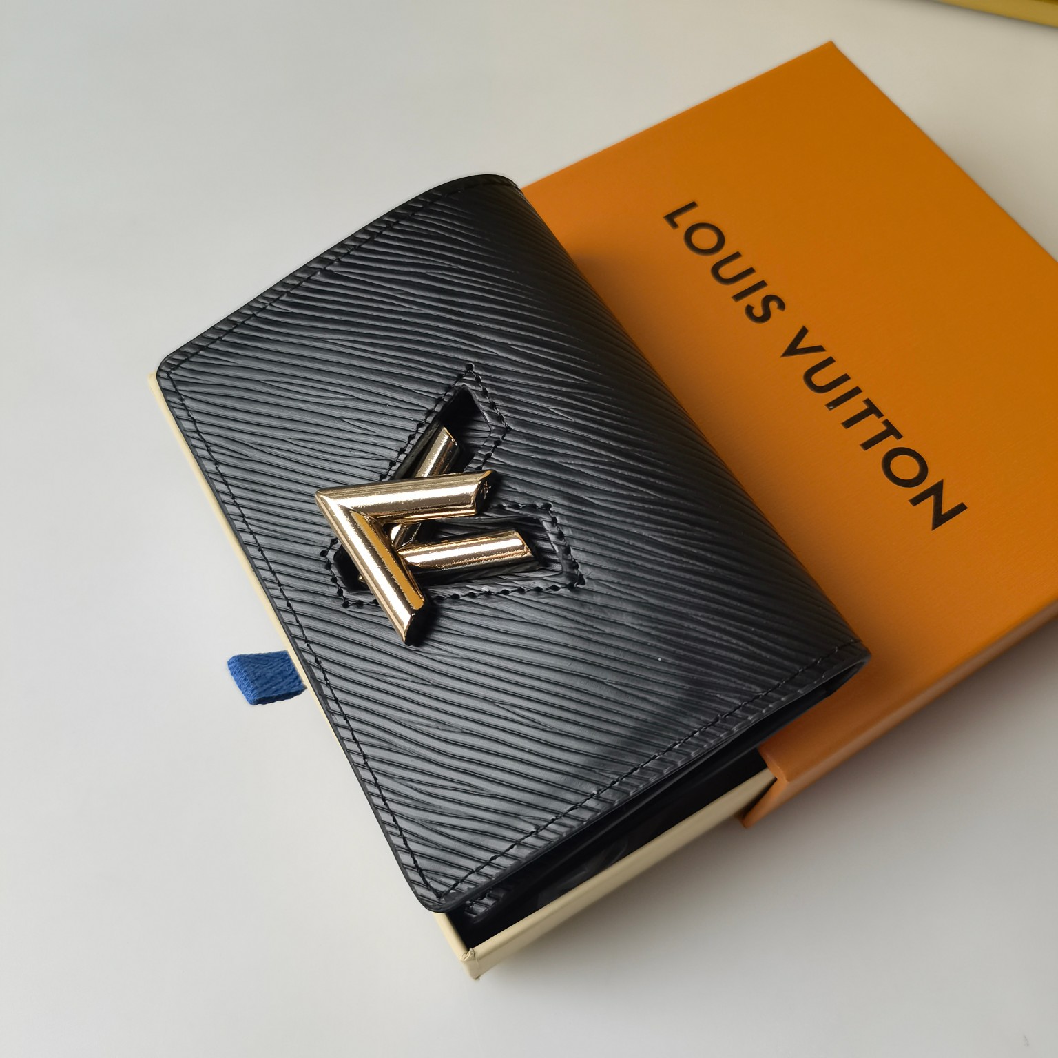 LV Twist Wallet M64413 M6117N LM5657 12-19cm