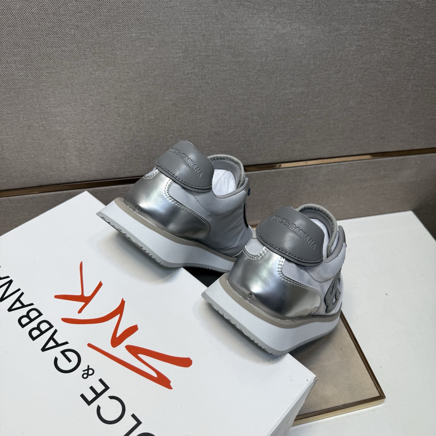 D&G Shoes Sports Shoes