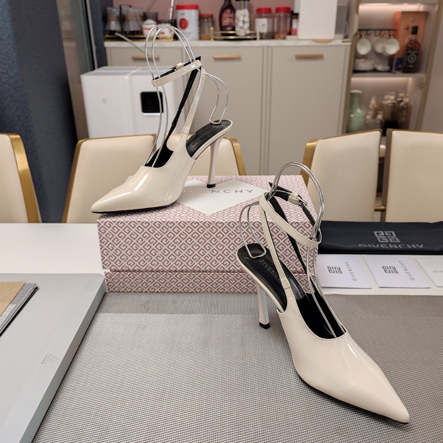 Givenchy Shoes Sandals Cowhide  10CM