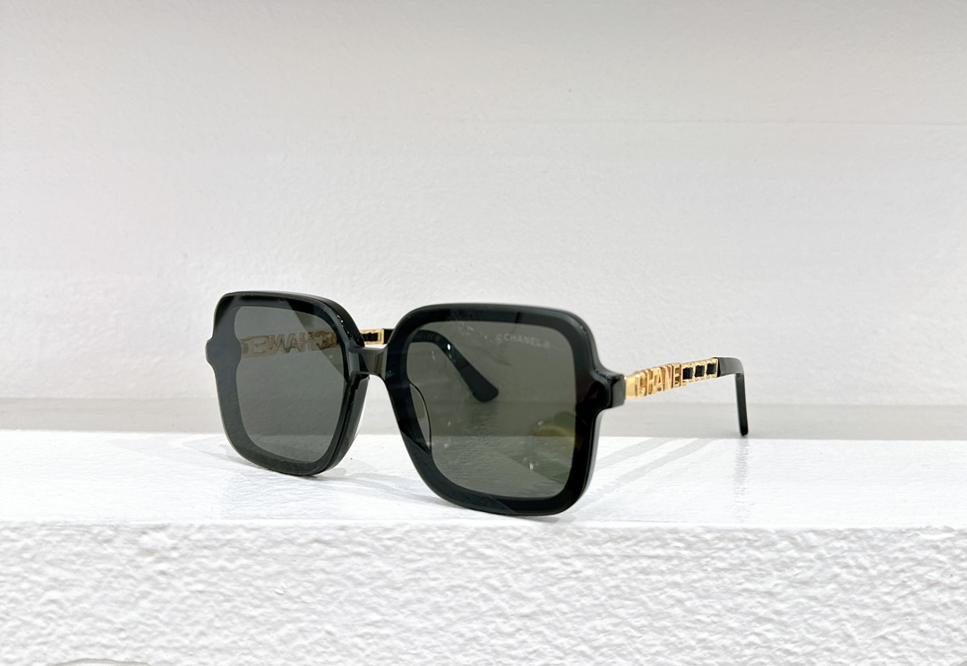 Chanel Sunglasses A95071 SM041