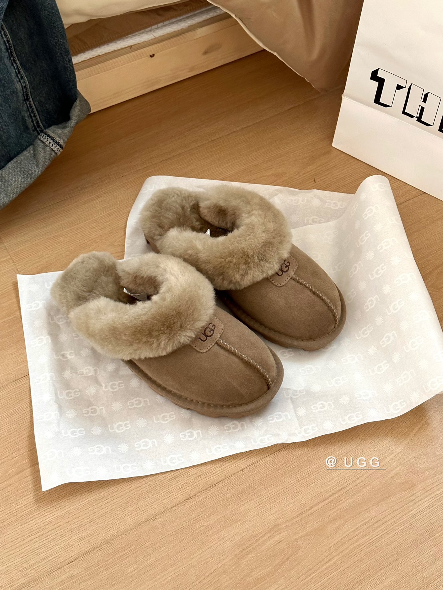 UGG shoes 038 BY061