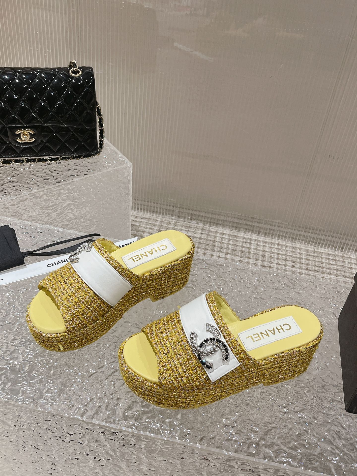 Chanel shoes 017 XM072