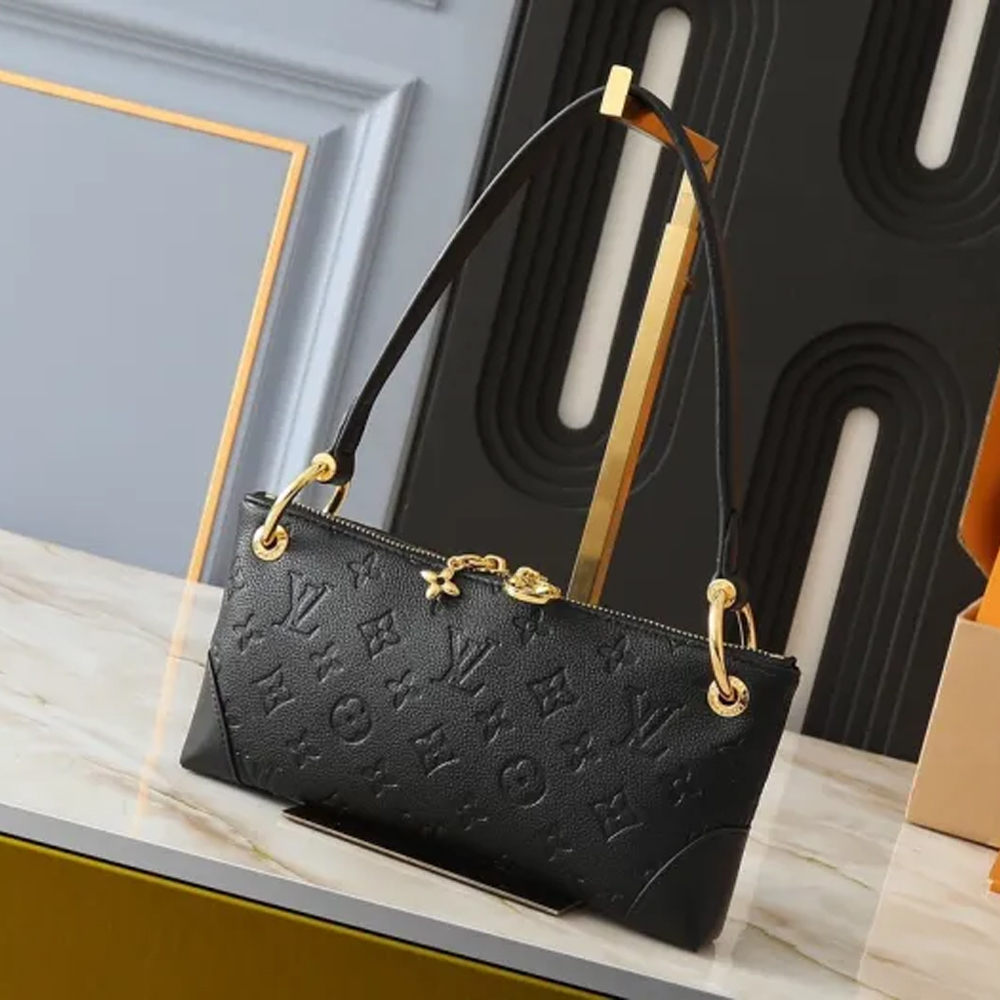 LV Pochette Bag M12174 LM021 25.5cm