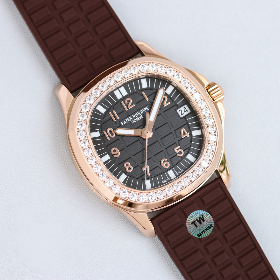 PATEK PHILIPPE AQUANAUT 5072 35.6mm