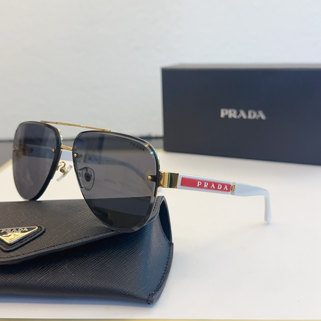 Prada Sunglasses PR139WS SM051