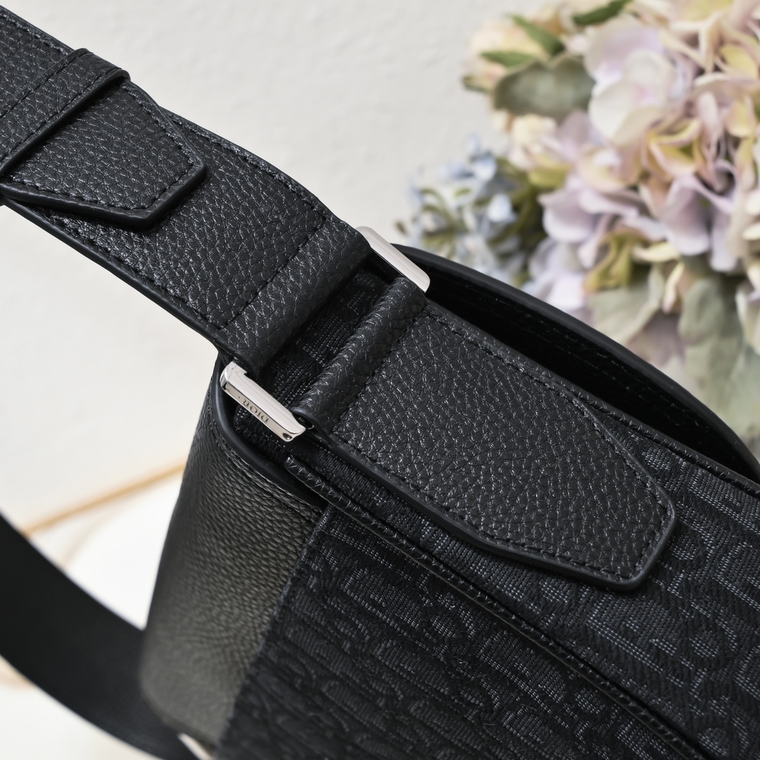 Dior Mini Saddle Messenger Bag 1034 XB012 23cm