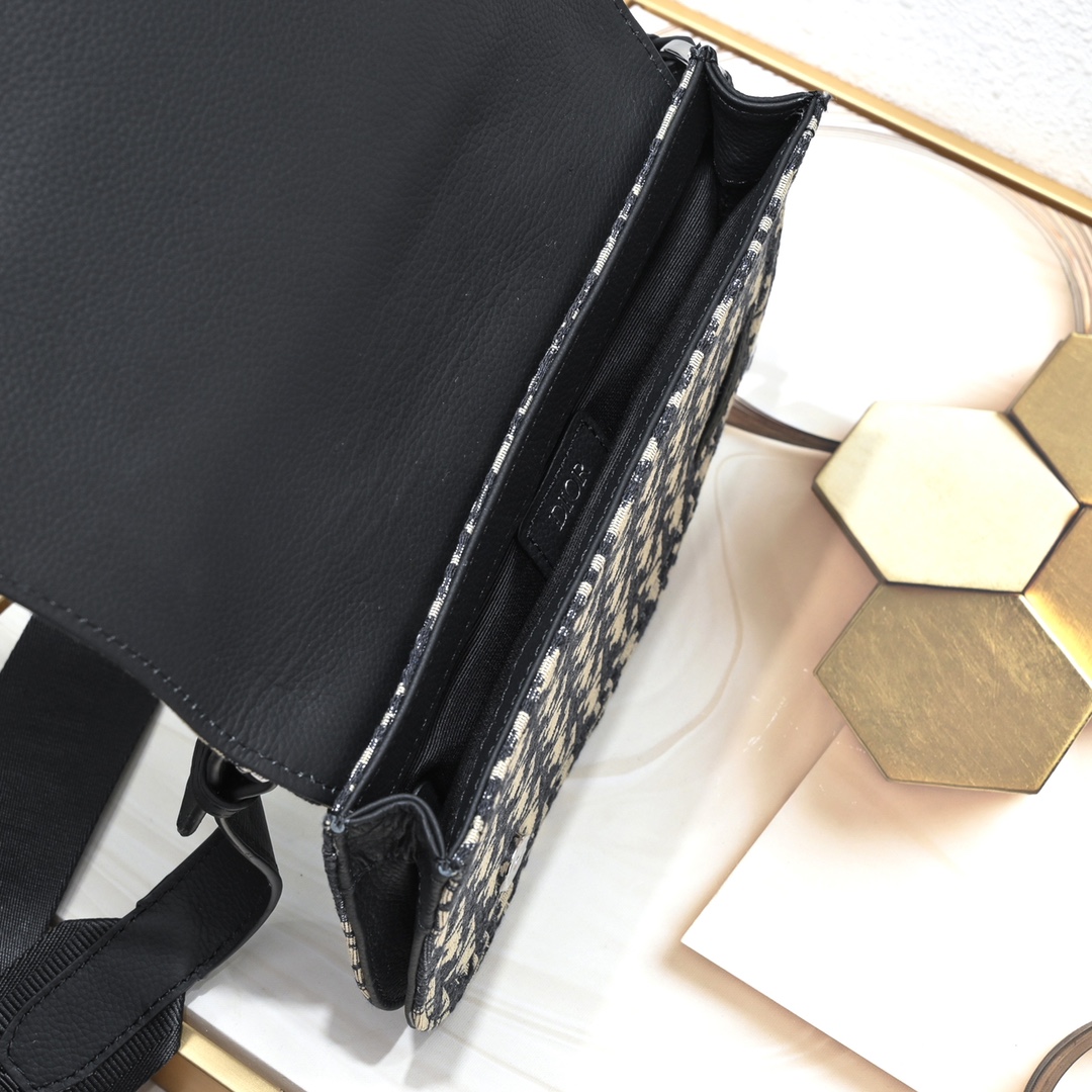 Saddle Bag Blue print 1088 LM581 23cm