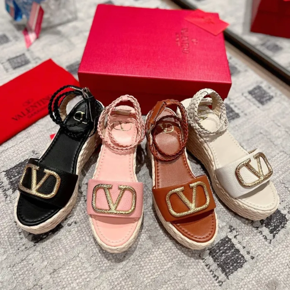 Valentino shoes 012 XM 072