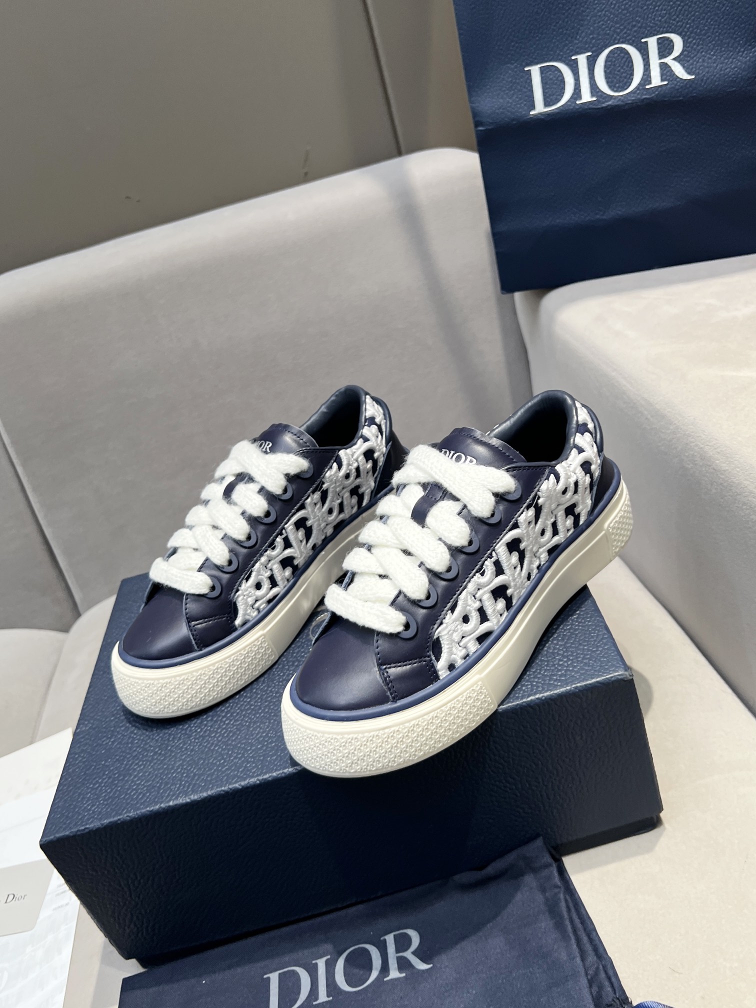 Dior 010 Casual shoes XM023