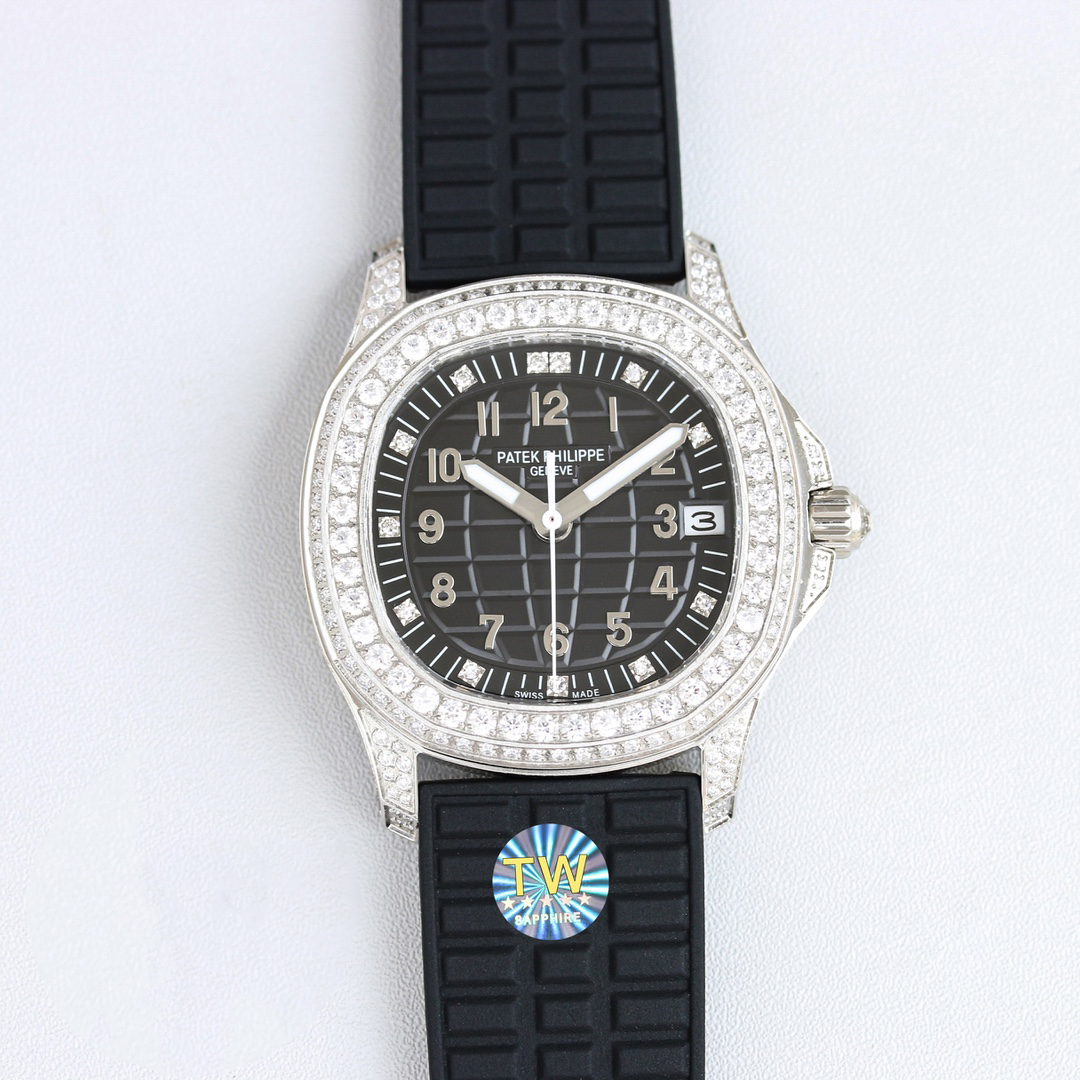 PATEK PHILIPPE AQUANAUT 5072 35.6mm
