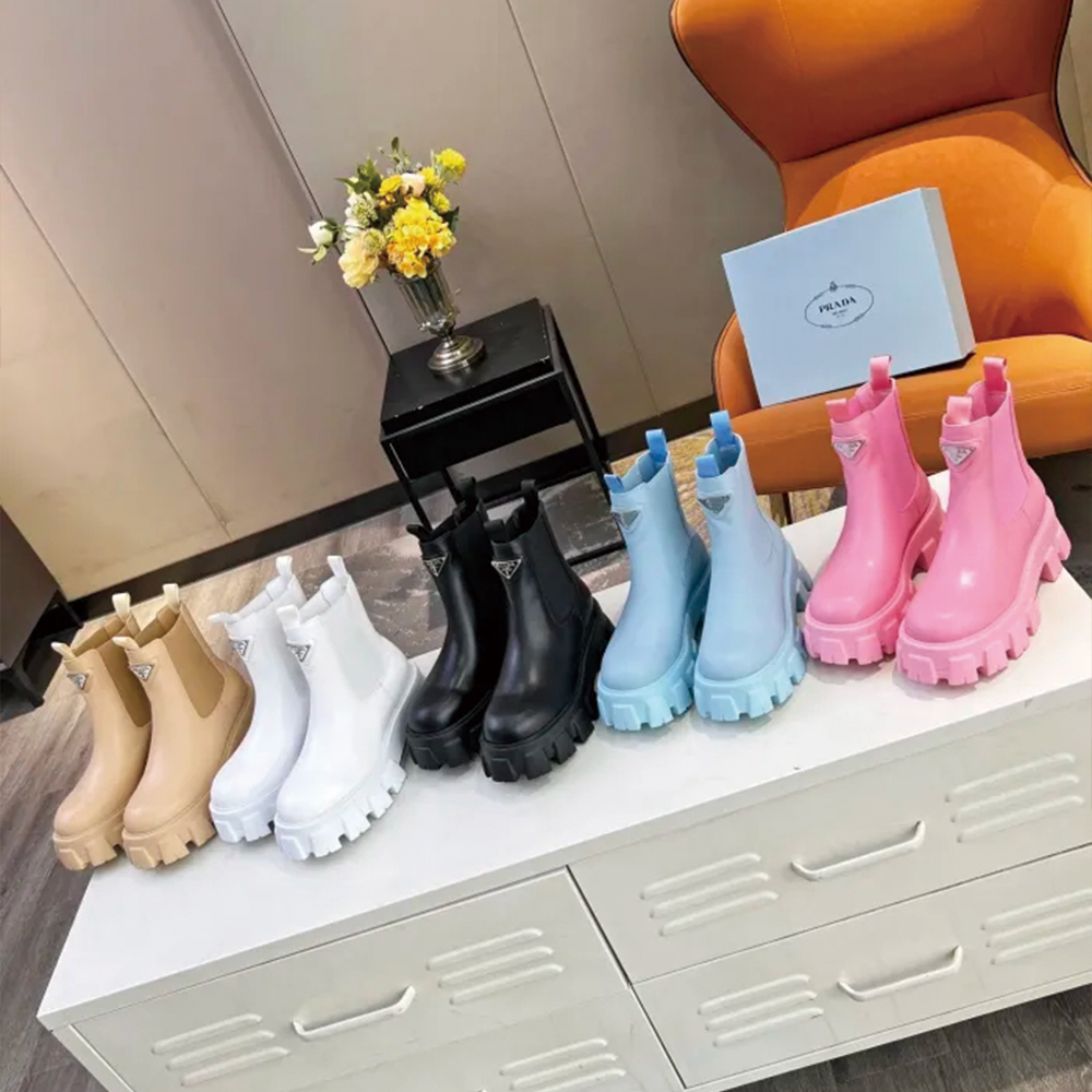 PRADA 002 boots XM043