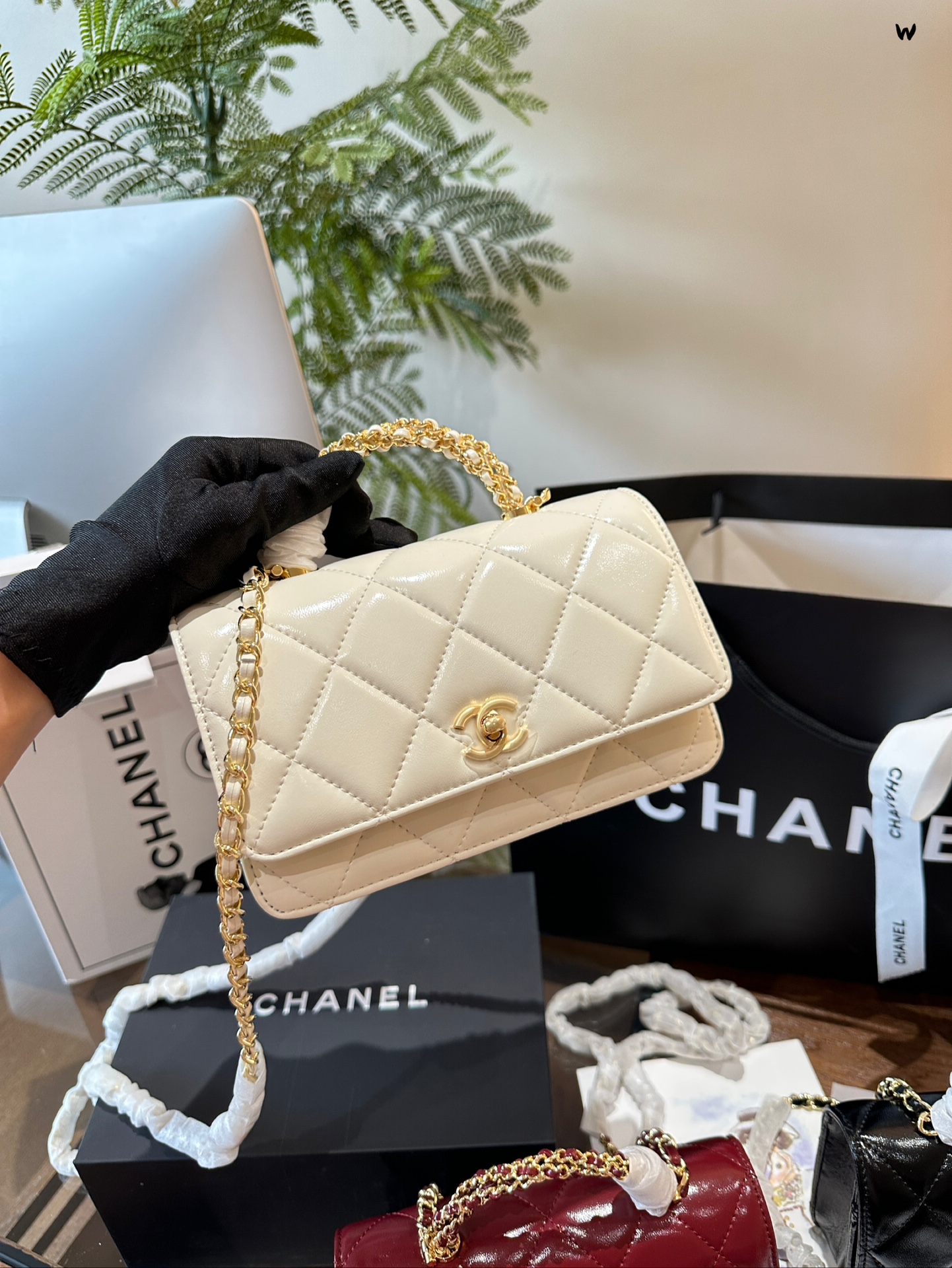 Chanel Shoulder Bag 041 DB091 20cm