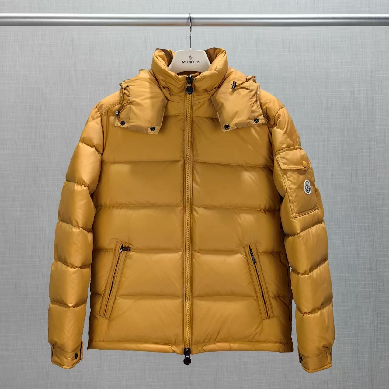 Moncler Down Jacket Men's Exclusive Clothes Maya 977#