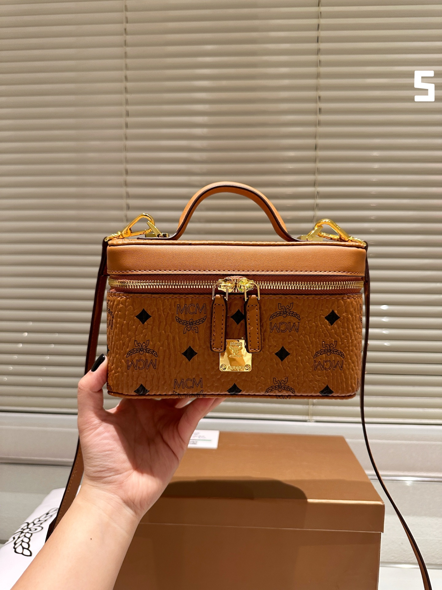 MCM Cosmetic Bag 010 LLS531 20cm