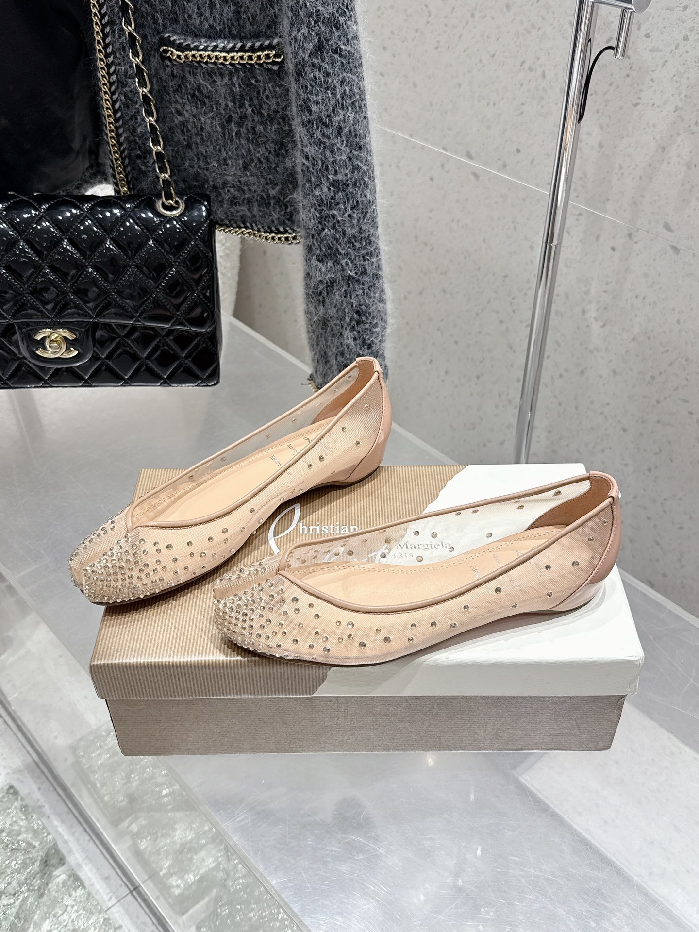 𝐂𝐋 𝐱 𝐌𝐚𝐢𝐬𝐨𝐧 𝐌𝐚𝐫𝐠𝐢𝐞𝐥𝐚 Shoes Split toe flat sole shoes