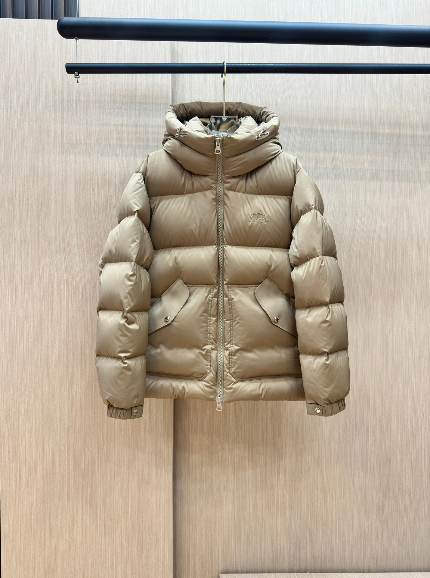 Burberry Down Jacket 001 M087