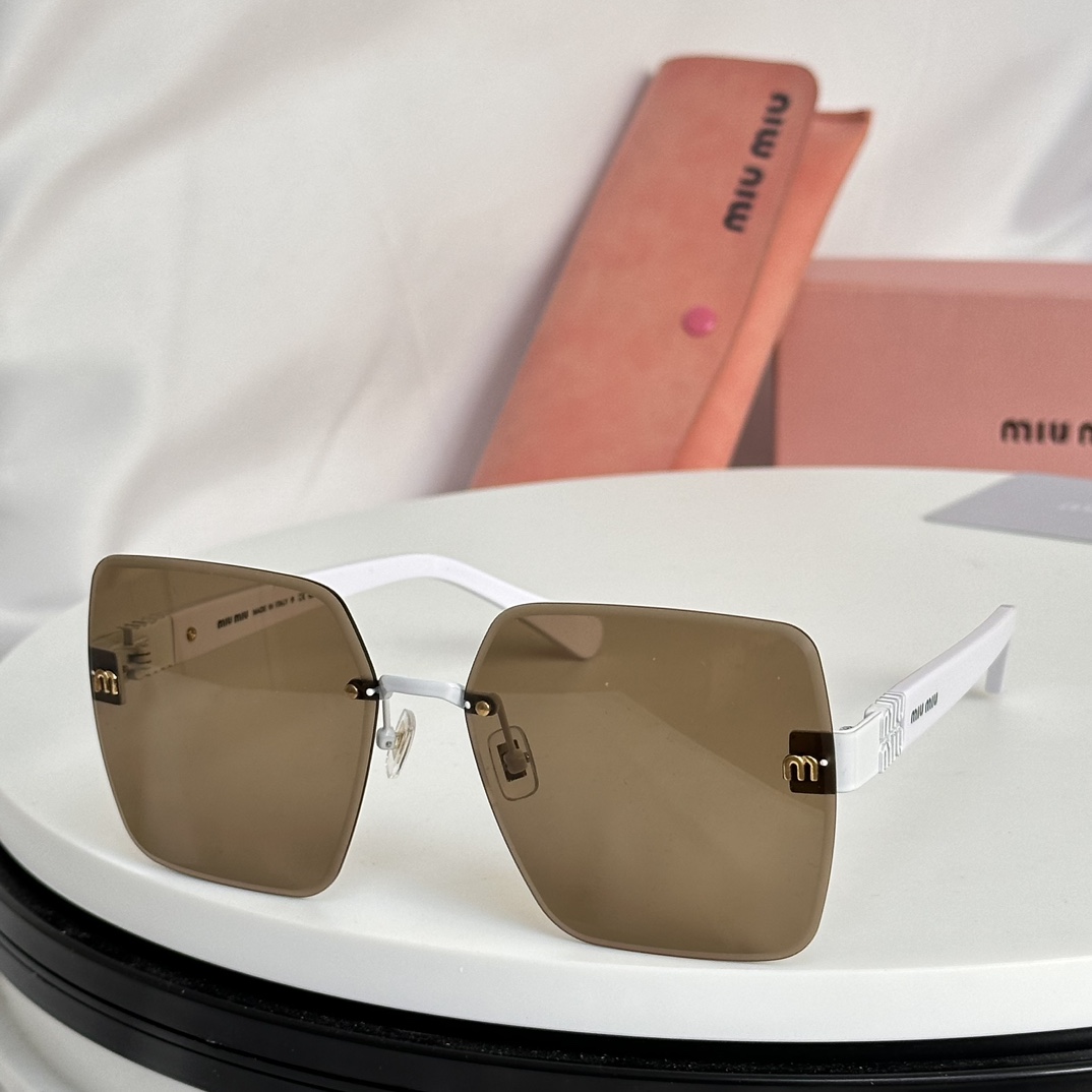 Miu Miu Sunglasses SMU 269WS SM051