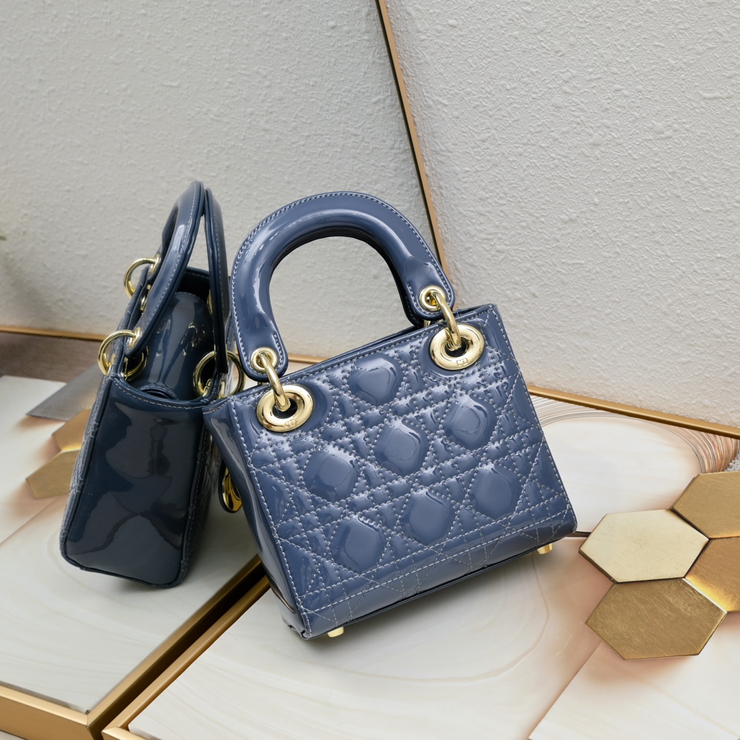 Mini Lady Dior Bag Blue patent leather CD2025 XB071 17cm