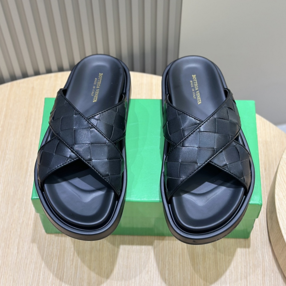 Bottega Veneta Shoes Slippers Cowhide