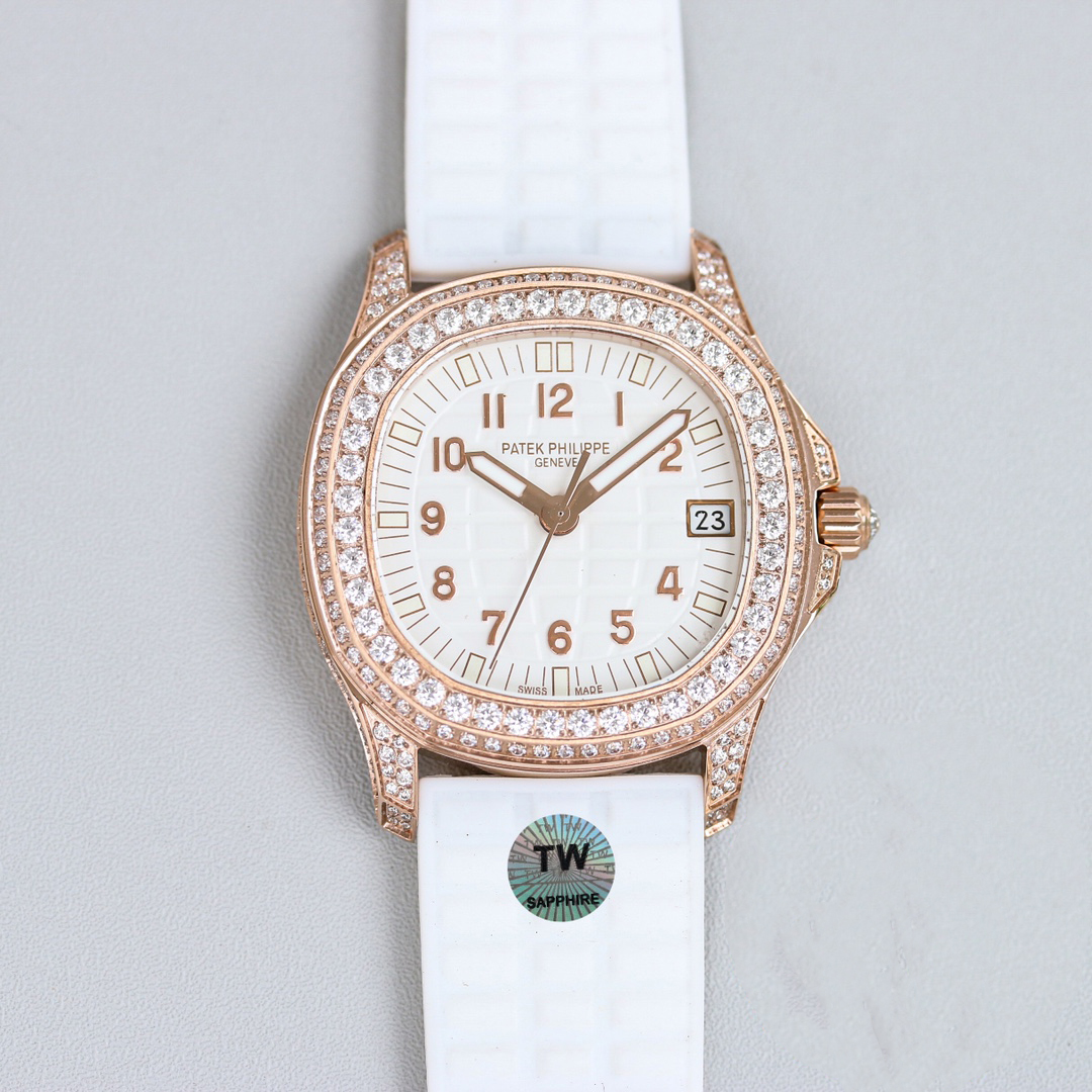 PATEK PHILIPPE AQUANAUT 5072 35.6mm