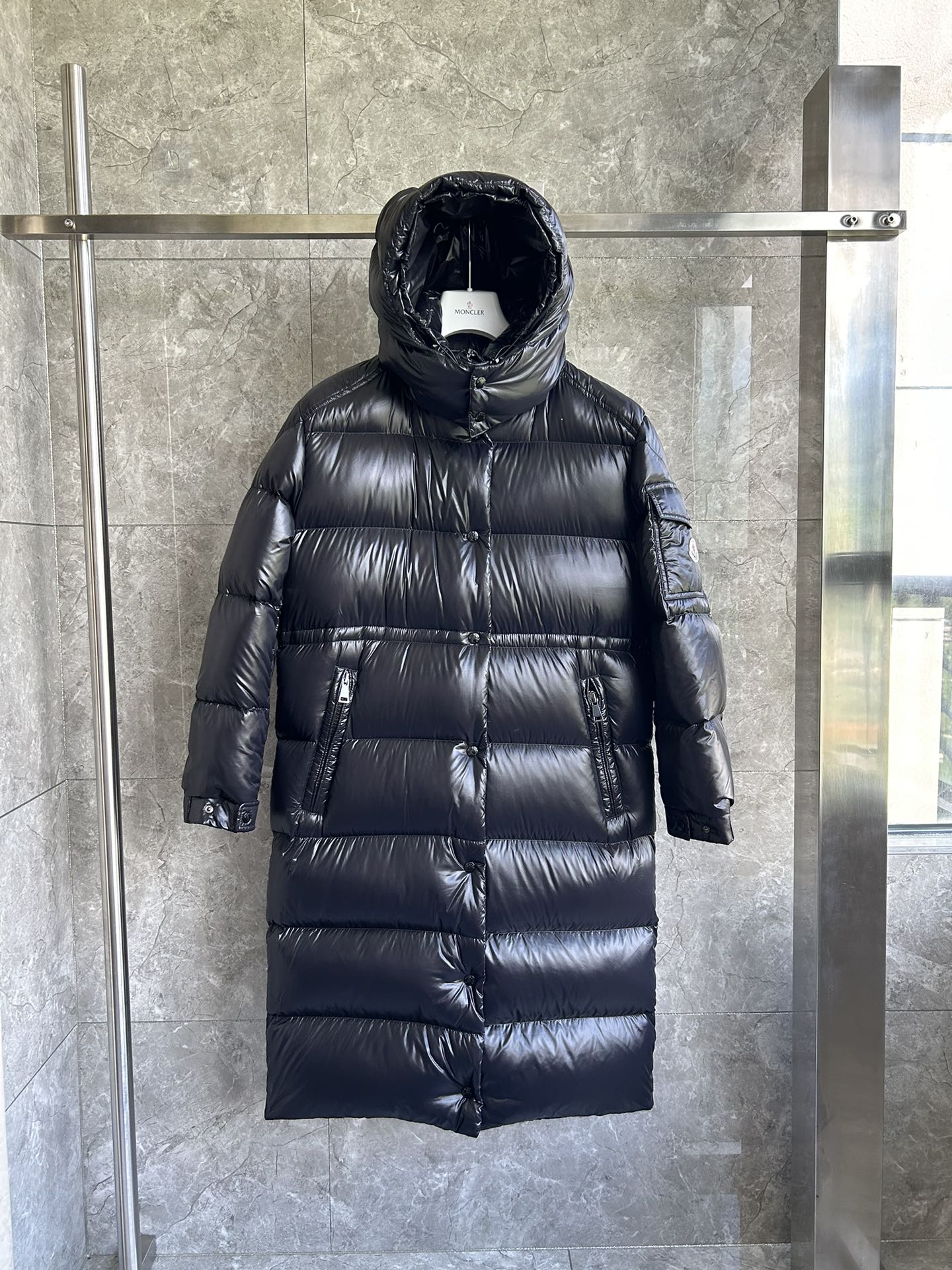 Moncler Down Jacket M2303 FYZ034