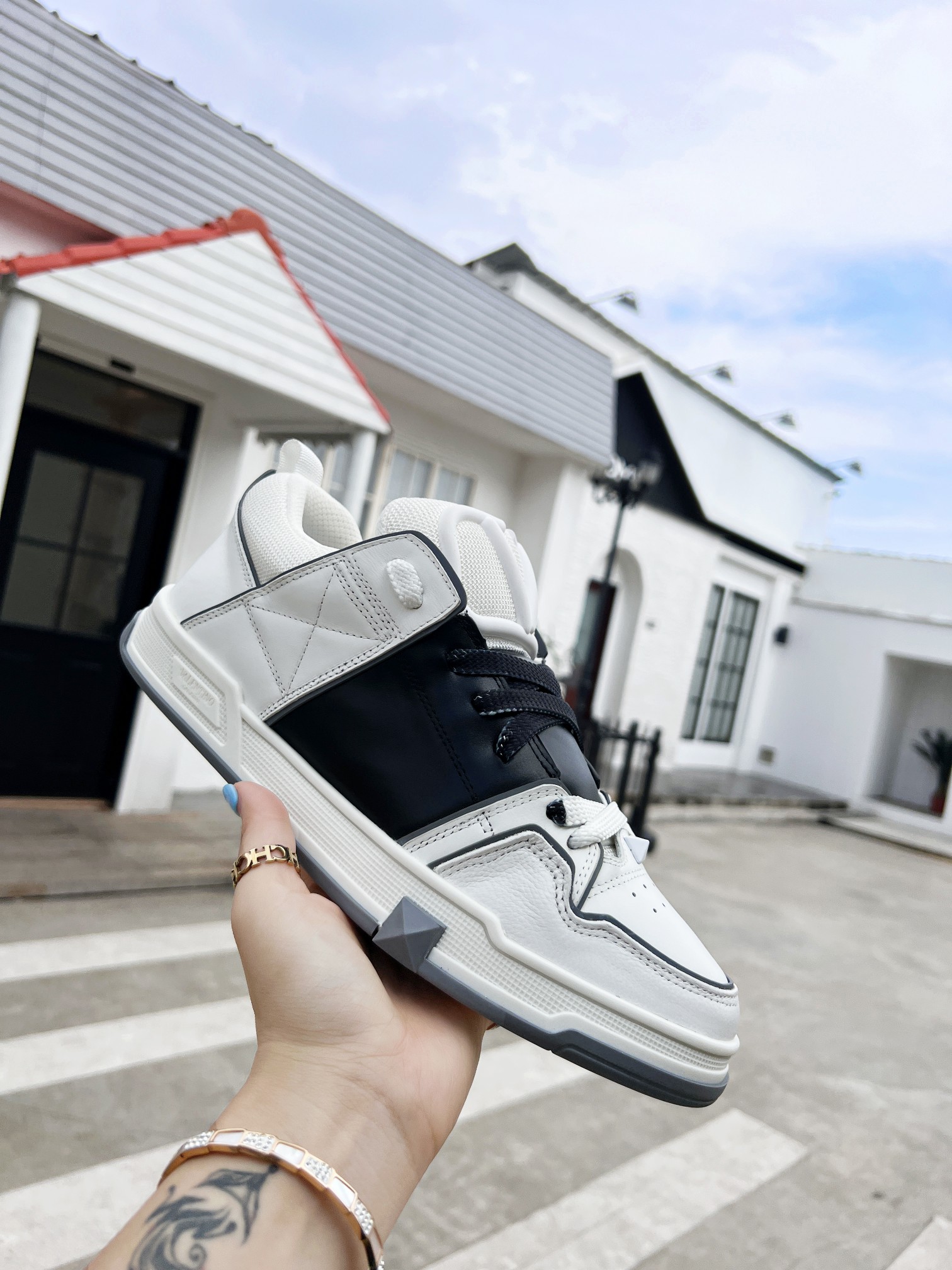 Valentino shoes (35-45) V007