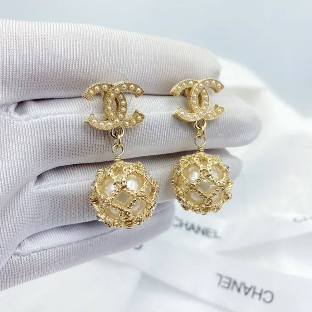 Chanel Earring 040