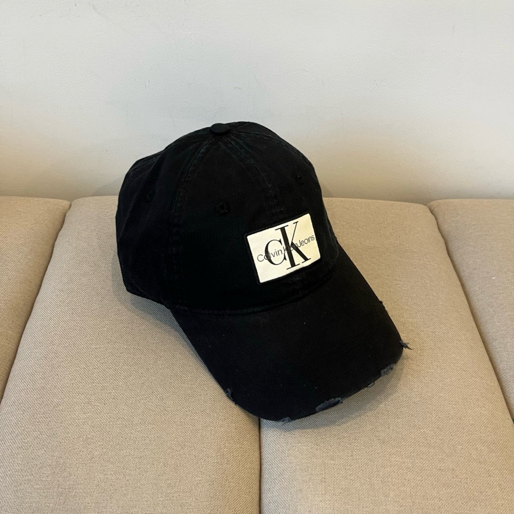 CK Hat Labeled Logo Baseball Cap Accessories