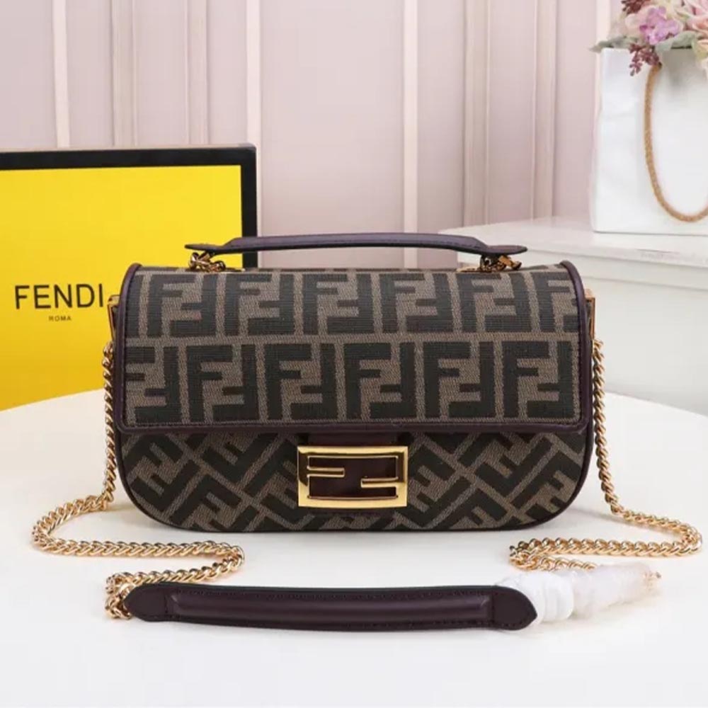Fendi010JQE081 25x14x7cm
